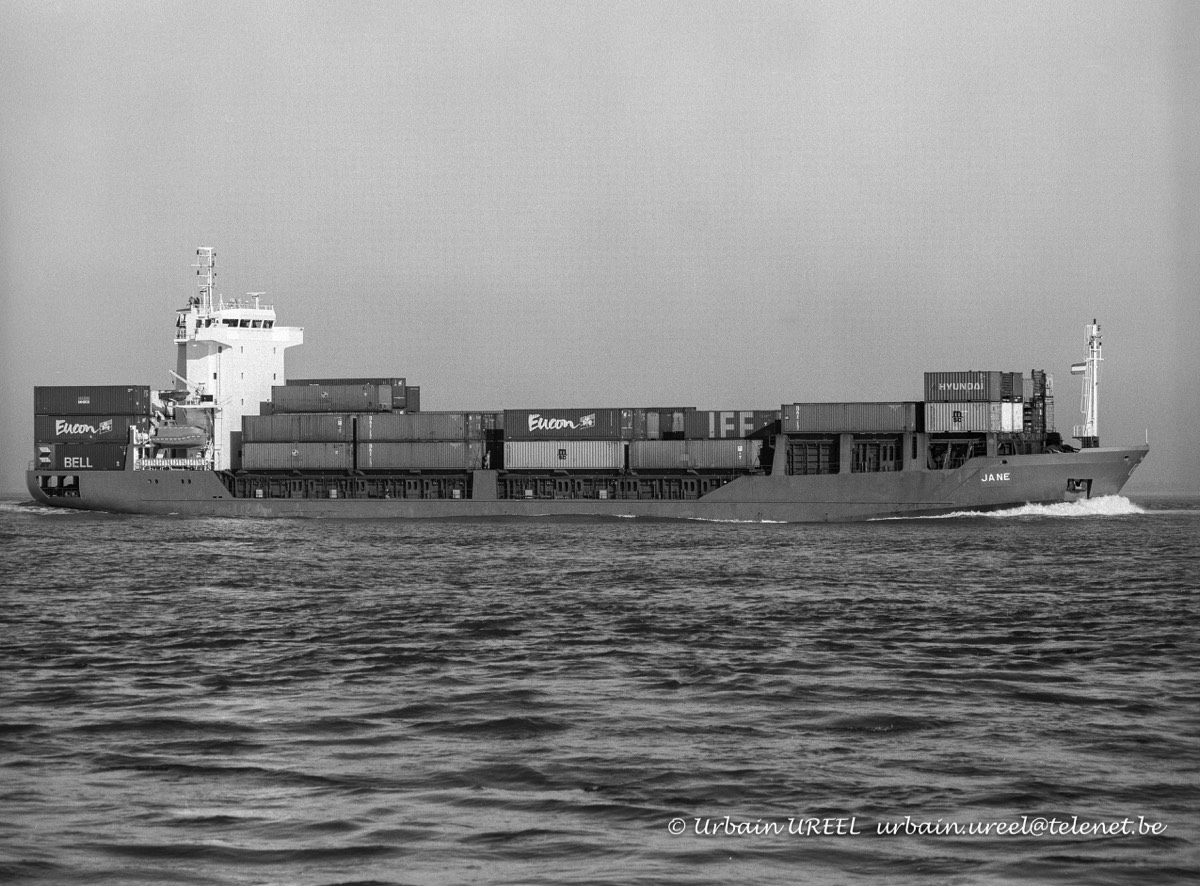 JANE (°1995) 27 JAN 1998