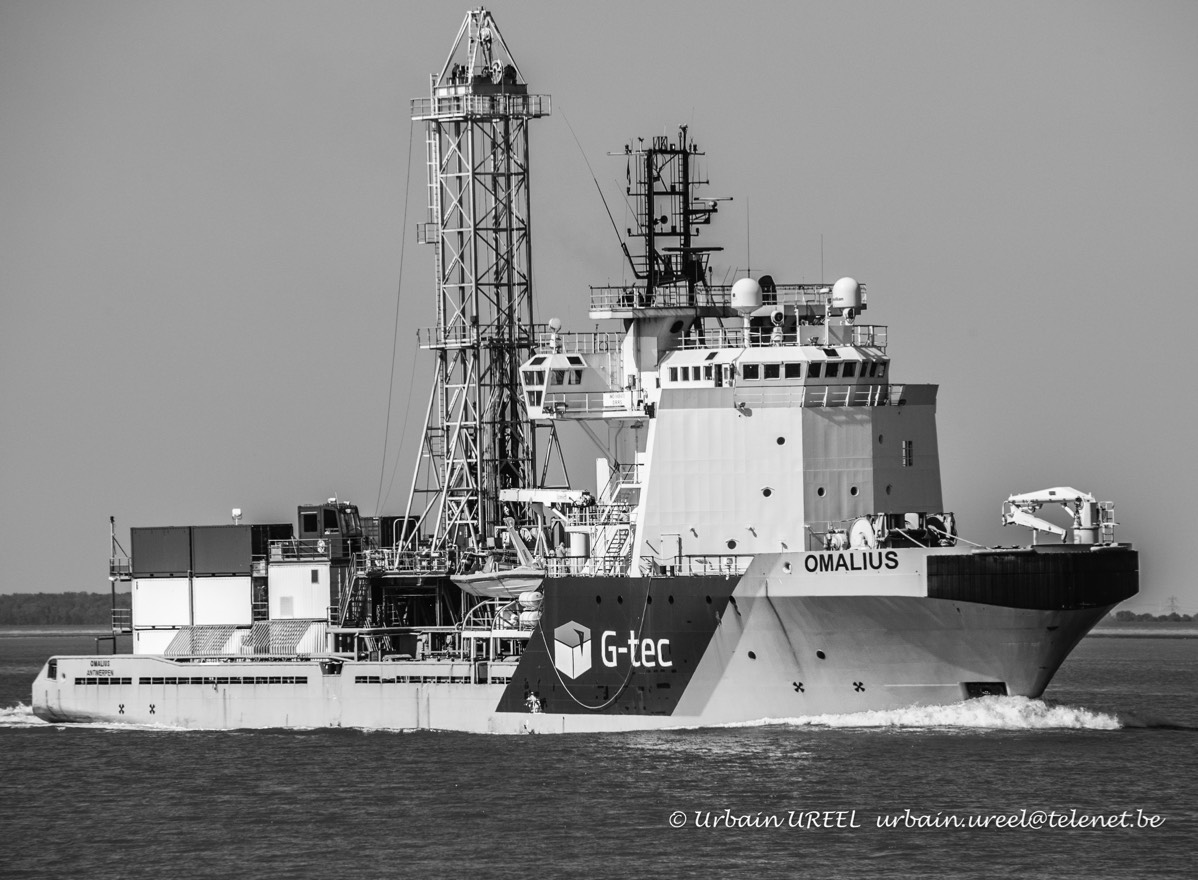 OMALIUS (°1985) 4 MAY 2018