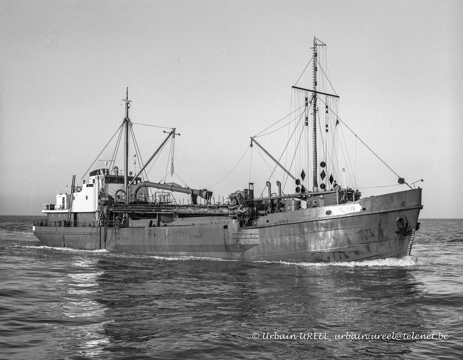 VL.XVII (°1953) 8 JAN 1993