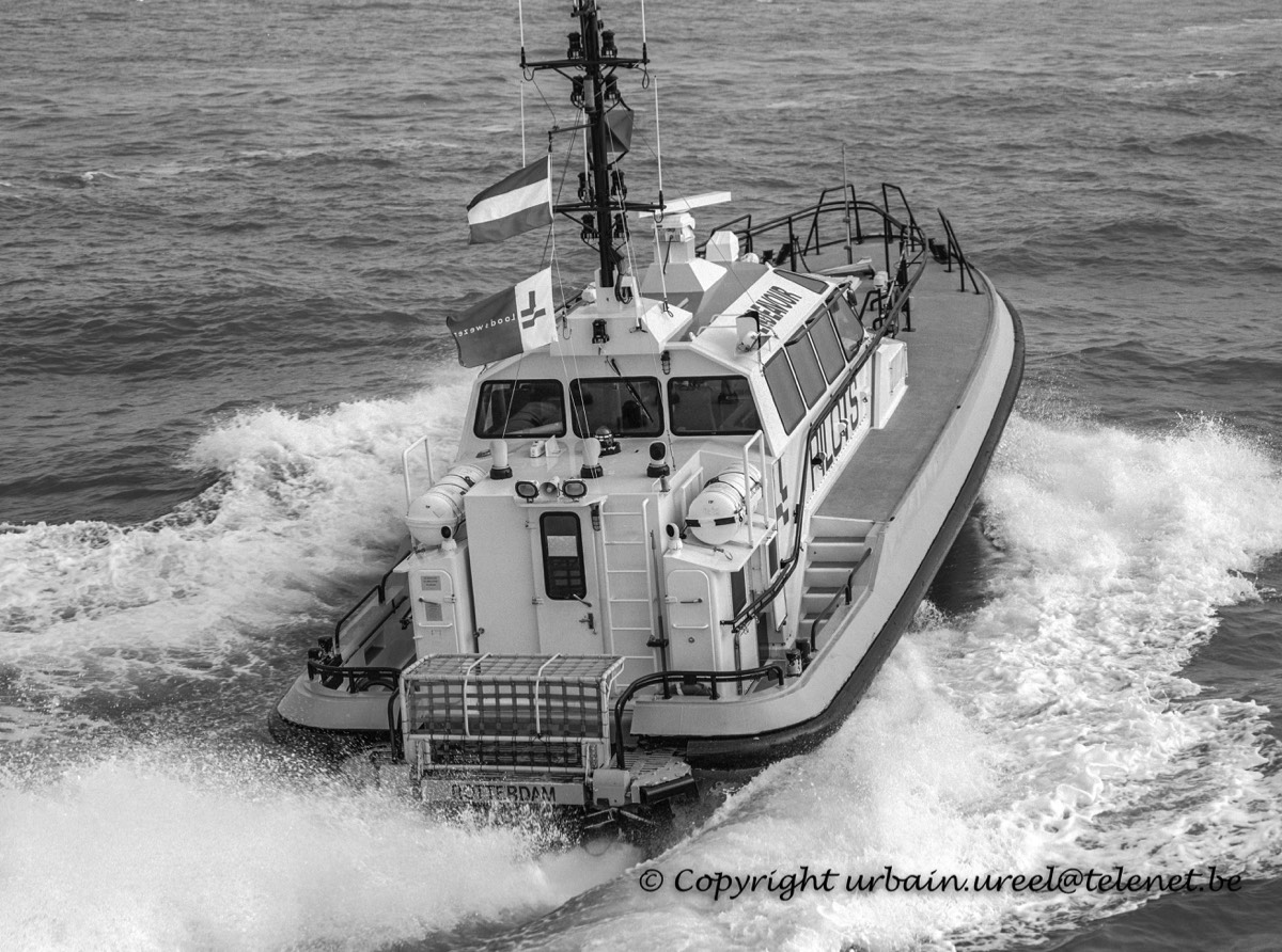 ENDEAVOUR (°1998) 27 SEP 2004