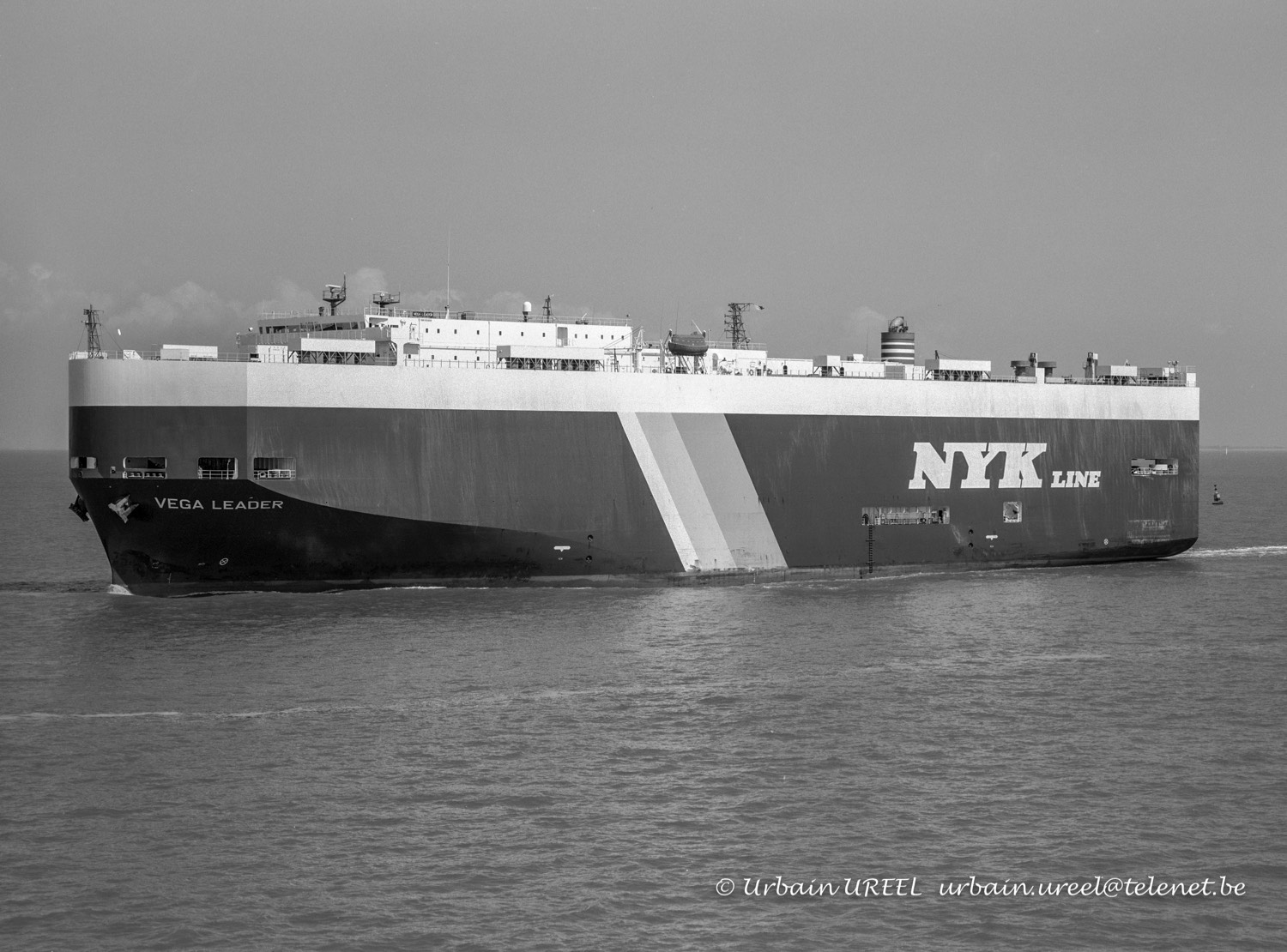 VEGA LEADER (°2000) 2 AUG 2005