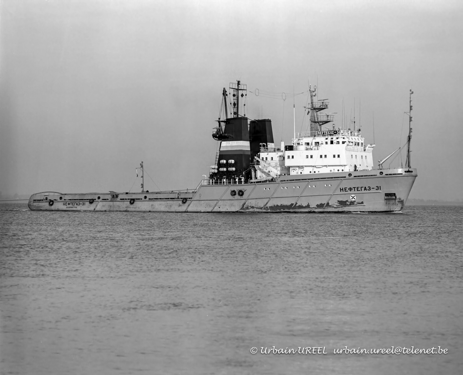 NEFTEGAZ-31 (°1985) 6 NOV 1995